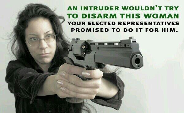 an-intruder-wouldnt-try-to-disarm-this-woman